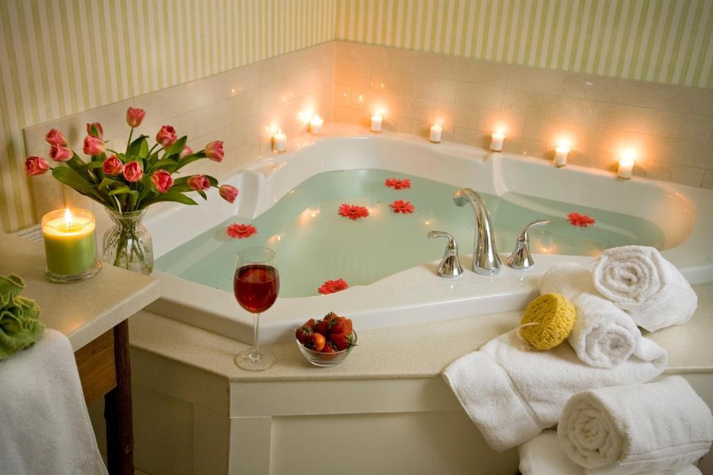 Lake Opechee Inn And Spa Laconia Ruang foto