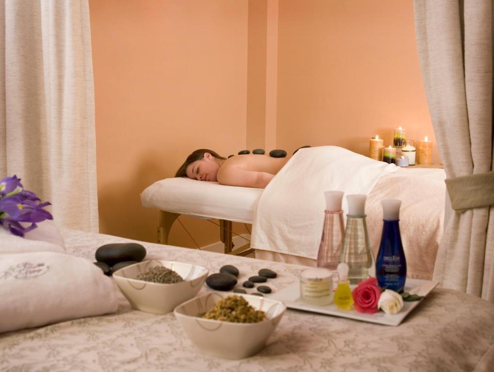 Lake Opechee Inn And Spa Laconia Bagian luar foto