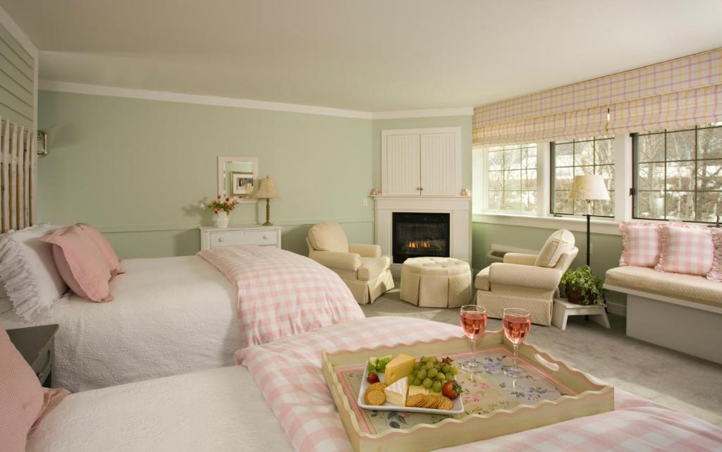 Lake Opechee Inn And Spa Laconia Bagian luar foto