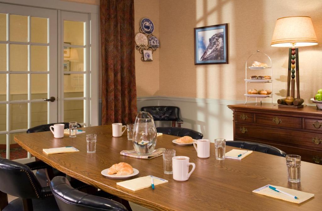 Lake Opechee Inn And Spa Laconia Bagian luar foto