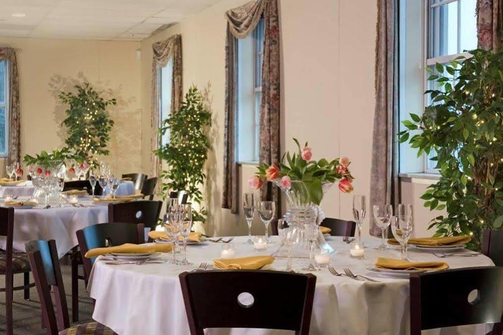 Lake Opechee Inn And Spa Laconia Bagian luar foto